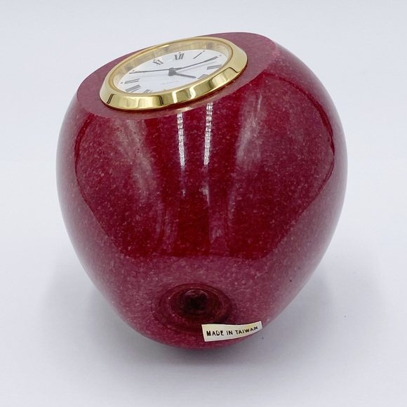 Vintage Marble Red Apple Clock Paperweight Japan Movement Quartz Clock - Picture 6 of 9